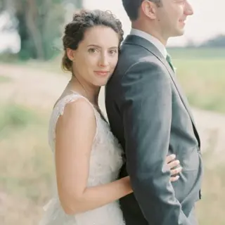 So zart. So rein. – it's Molly!
Ich bin generell eine Stylistin, die auf Natürlichkeit setzt, aber Molly wollte noch weniger!  Ihre wunderschönen Gesichtszüge erinnern mich an Ölgemälde aus  vergangener Zeit. An dieser Stelle vielen Dank liebe Kerrin für dein Vertrauen!
⠀⠀⠀⠀⠀⠀⠀⠀⠀
#Weddingplanner @kerrinwiesenersignatureevents 
#Weddingphoto @katjascherle 
#Weddingvideo @marco.dueck
#Bridalhair #Bridalmakeup @tanja.naumann.mua 
#Weddinglocation @gut_sedlbrunn 
#Weddingdecoration @weds4u 
#Weddingdj @alexanderlorenzdj 
⠀⠀⠀⠀⠀⠀⠀⠀⠀
#naturalweddingmakeup #naturalwedding #naturalweddinghair #naturalweddinghairstyle #natürlichebraut #natürlichebrautfrisur #natürlichesmakeup #natürlicheschönheit #braut #brautkleid #hochzeit2021 #instabride #instalove #instalook